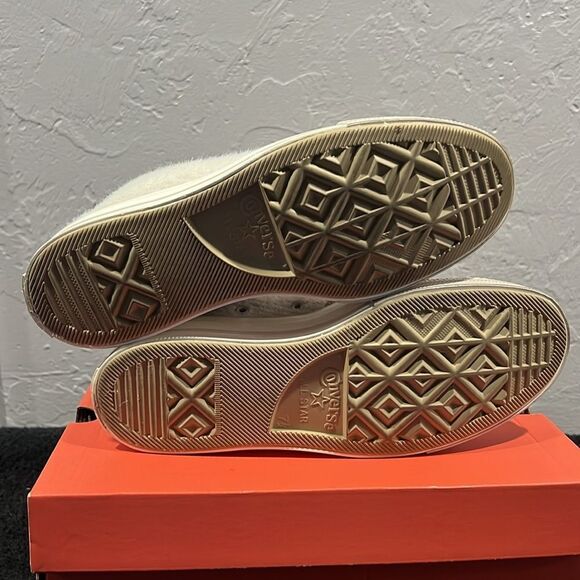 🔥 CONVERSE  Chuck 70 Cozy Utility Sneakers Desert Sand Women Sz 9.5 - Worn Once - Picture 10 of 14